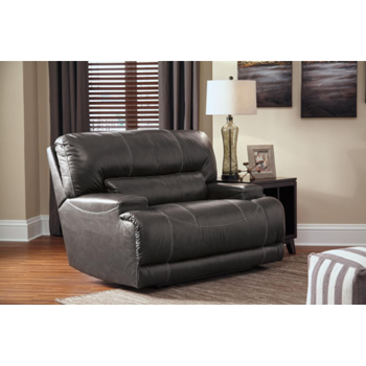 cb4f71febbb7b18d5f0b472585e8aa9b McCaskill Oversized Recliner - Image 1