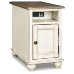 Realyn Chairside End Table - Image 2