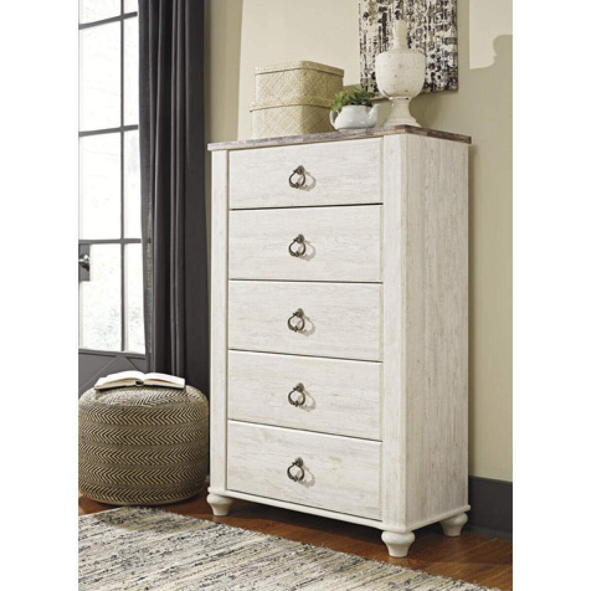 5b5f836b70d4c9be1f6a07a17b9536e1 Willowton Chest of Drawers - Image 1
