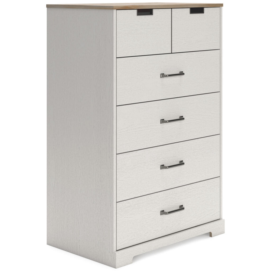 Vaibryn Chest of Drawers Room to Room Furniture Tupelo, MS