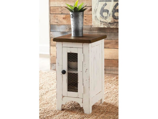 Wystfield End Table End tables Ashley Furniture 38