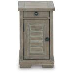Moreshire Chairside End Table - Image 6