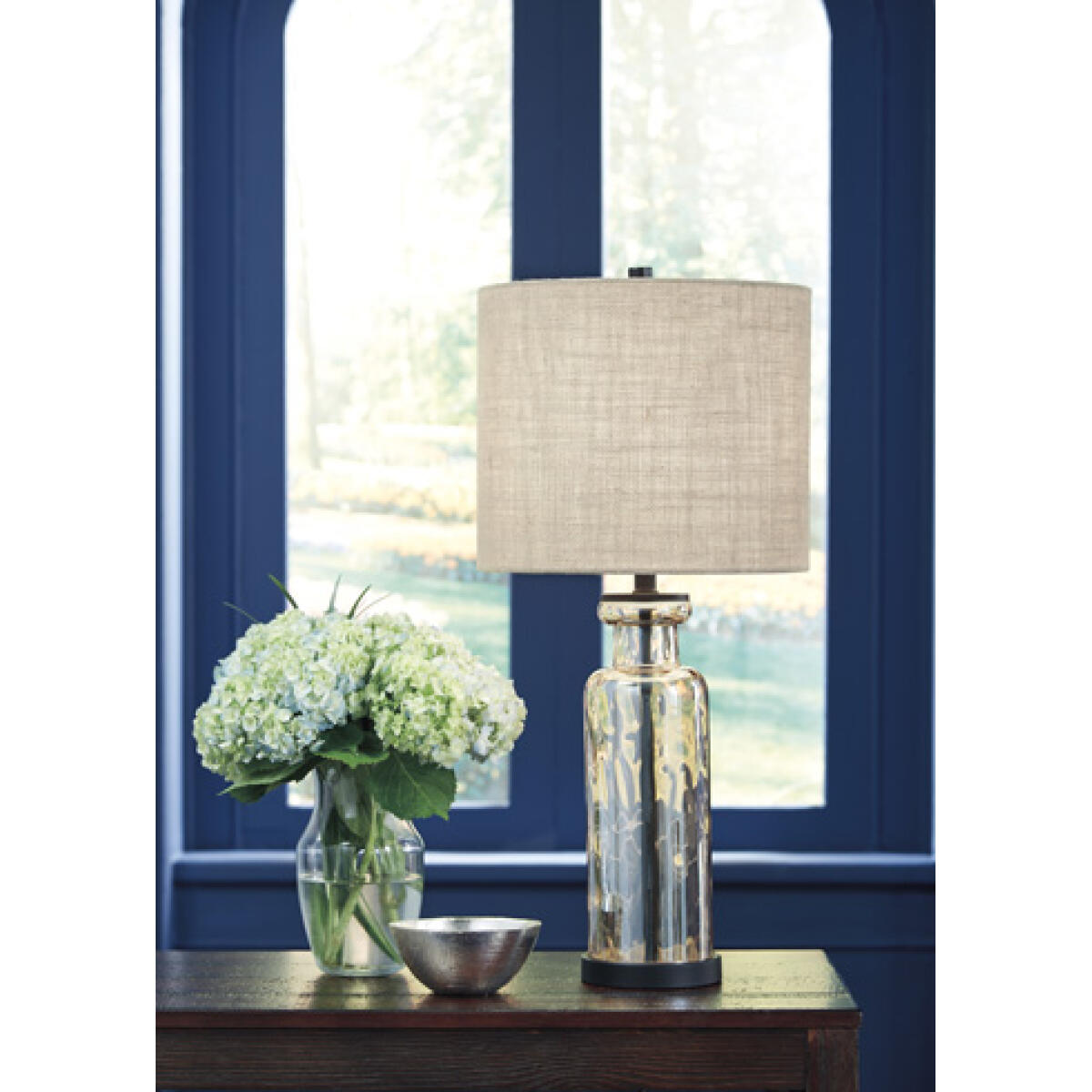 d299aa536d96d71f9502acb12a762ee2 Laurentia Table Lamp - Image 1