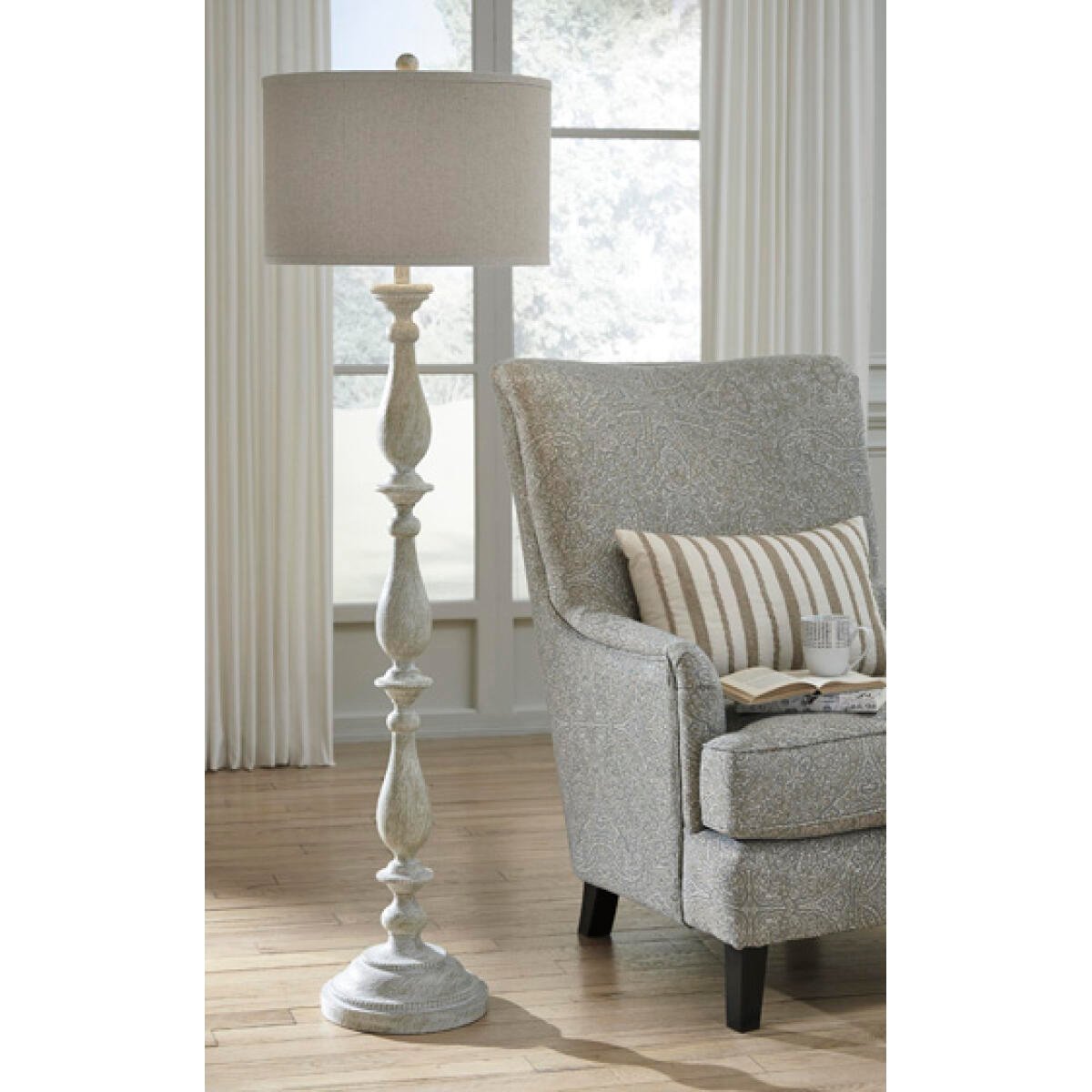 1b4f54354890200ddf8ca4dbb4b4e12e Bernadate Floor Lamp - Image 1