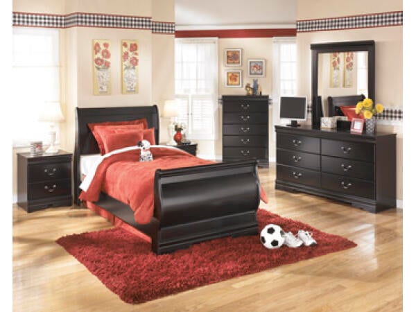 Huey Vineyard Chest of Drawers Chests Ashley Furniture 19