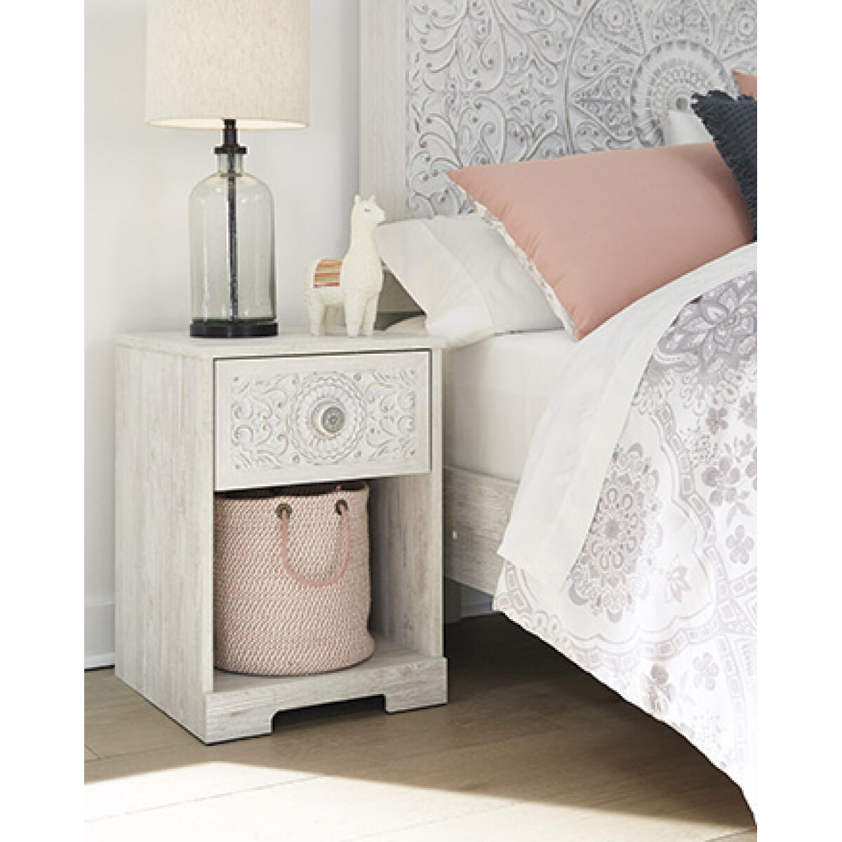 5d0946764516fe3f06779d0a98fd9acf Paxberry Nightstand - Image 1