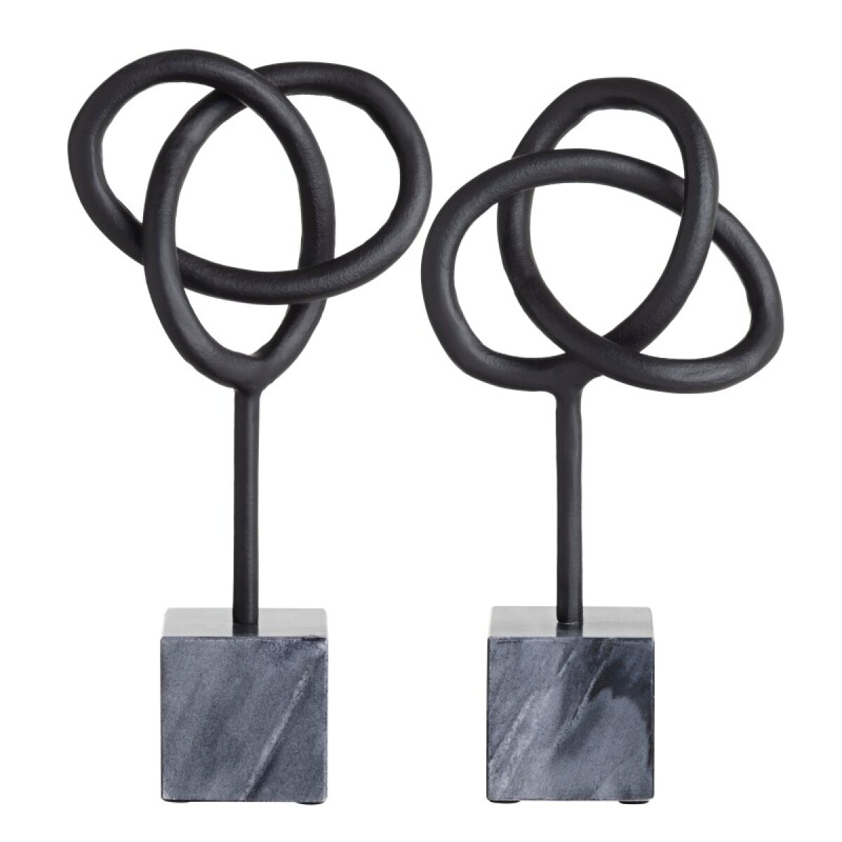 002828e0613173f512c727d2699d8433 Knott - Image 1