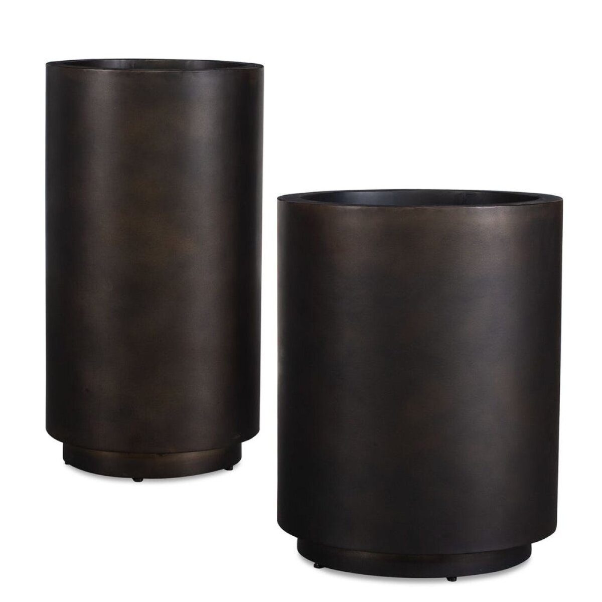 0cc357525c1c71f3091f4e132a4aa06d Volcan Indoor-outdoor Planters, S/2 - Image 1