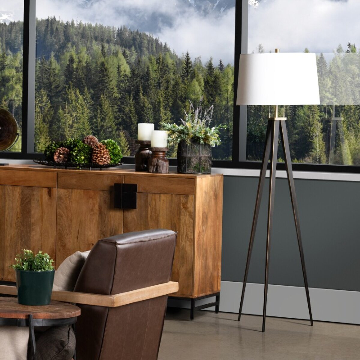 0d1076f341f999ab2f9487df7c6905a0 Lennon Floor Lamp - Image 1