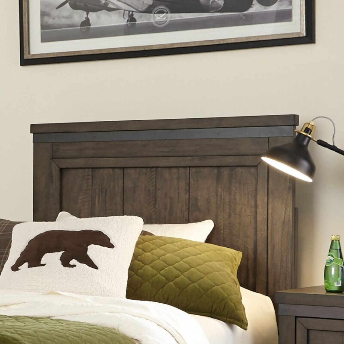10aac8f8dbf45f8c6d066c194fbfa7a2 Thornwood Hills Full Panel Headboard - Image 1