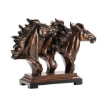 Running Free Statue - Image 3