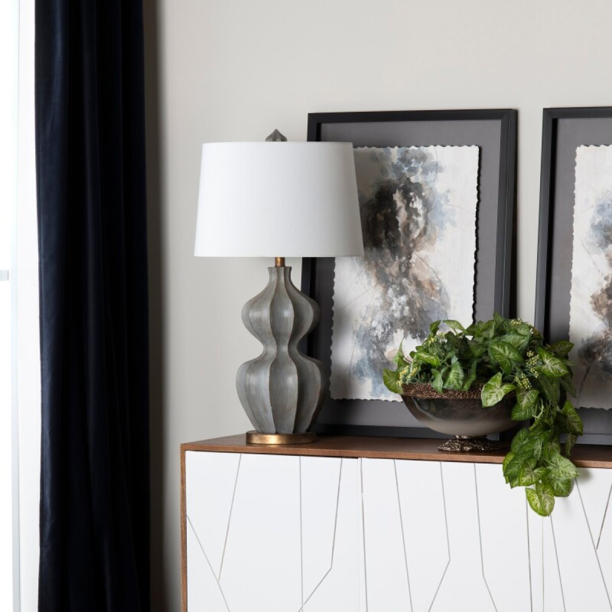 1bad988c550d8724d6118bebfb63fca1 Garnet Table Lamp - Image 1