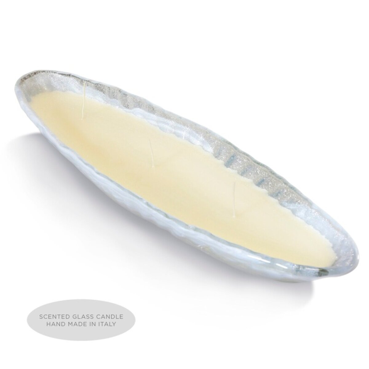 35a05451bdb769c2824be627da9e7561 White Iris Candle Art Glass Canoa Candle With Wax - Image 1