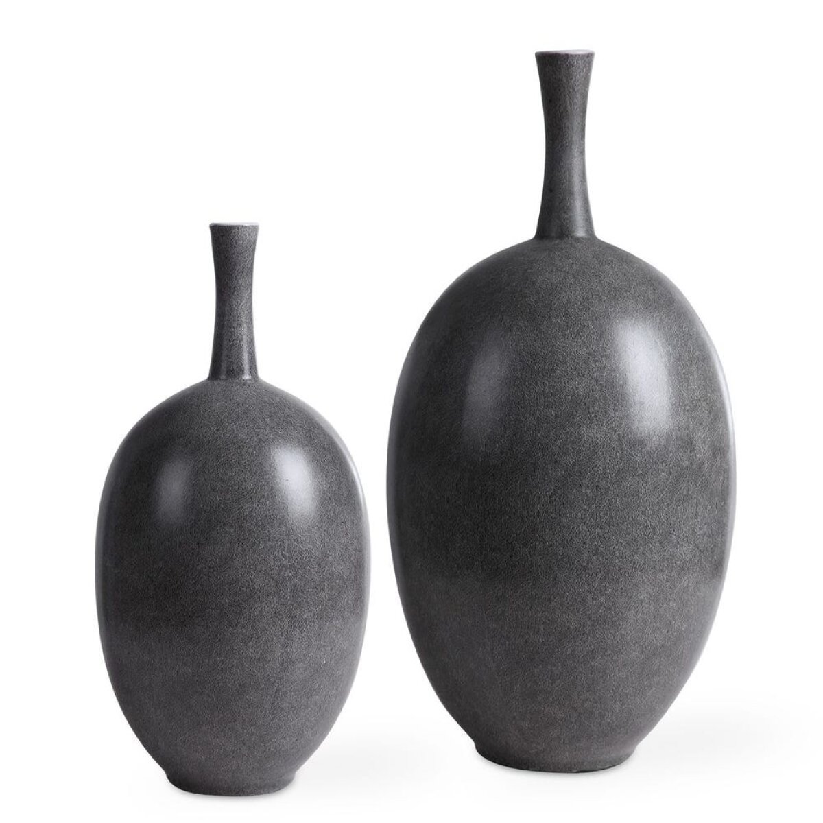4224ee57ab57b1ec82e399df1fce5935 Riordan Vases, S/2 - Image 1