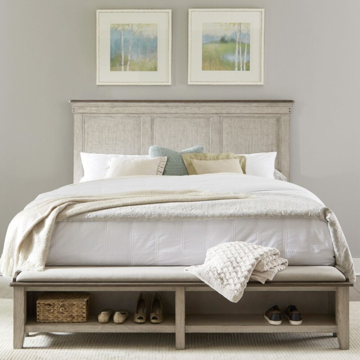 42d3541a7b8b1e4823620dcd639e9922 Ivy Hollow King Storage Bed - Image 1