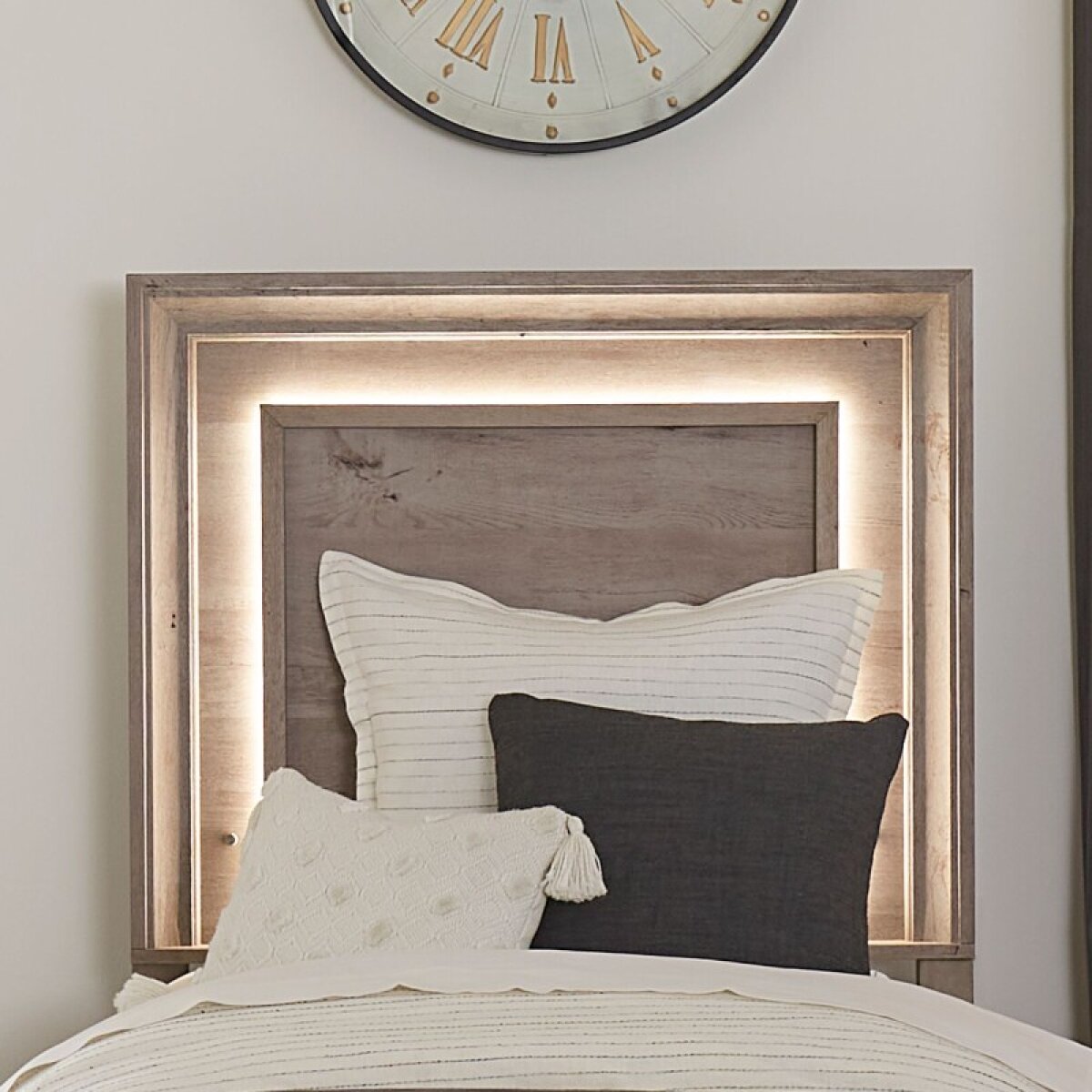 45b4aa3b60b423c628affbbd87147318 Twin Panel Headboard w/ Lights - Image 1