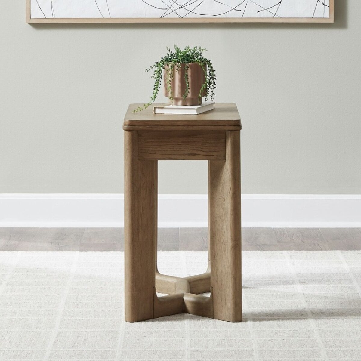 462e12315d93da6a9af6a4ae4c252754 Chairside Table - Image 1
