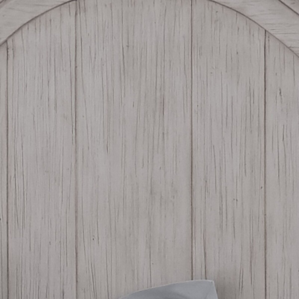 4cea5516e201eba68d764ebd3e1275cf King Poster Bed - Image 1