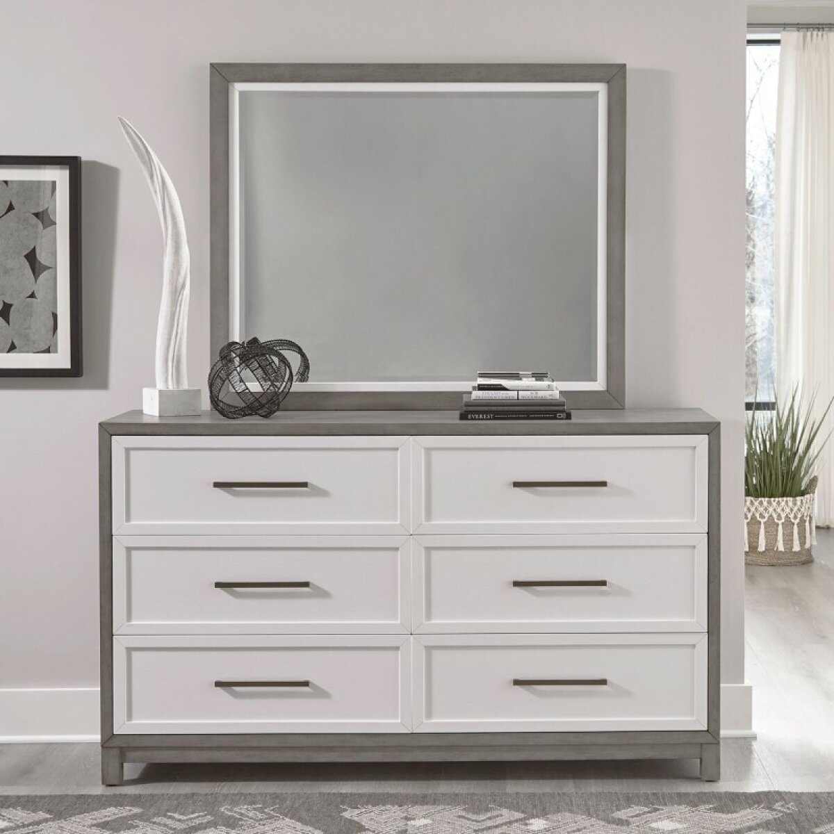 575be8e70792112ce44f1527487e60b0 Dresser & Mirror - Image 1