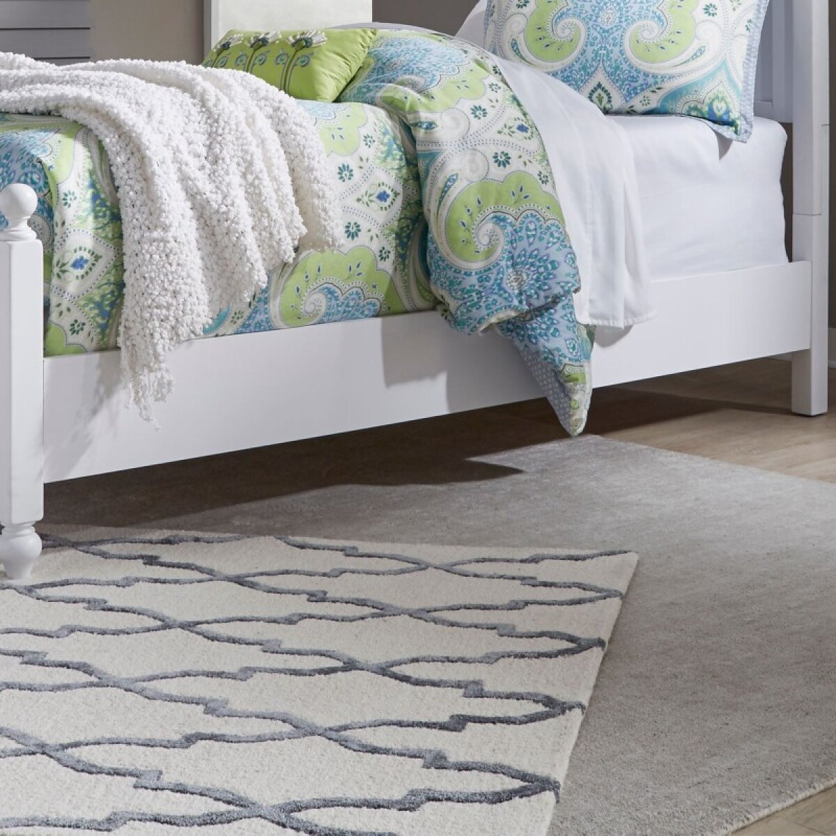 5aa8eeadf449c8bb7826698b56590b63 Cottage View Panel Bed Rails - Image 1