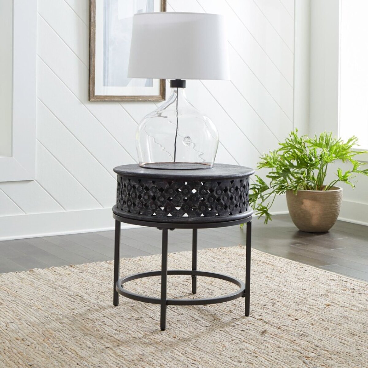 5b6d6ebb71f2d2e1f7e04076cfad4448 Stella Accent End Table - Image 1