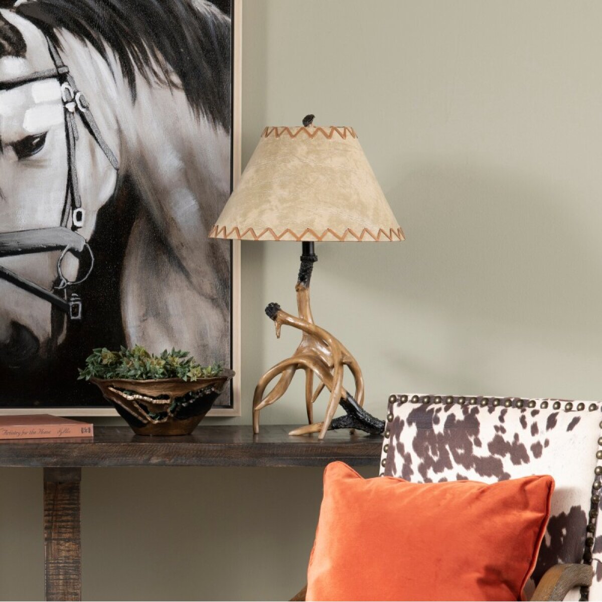 5d3f23133cfe9673b7664cf6c45c774e Trophy Table Lamp - Image 1