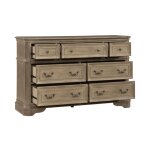 Magnolia Manor 7 Drawer Dresser - Image 8