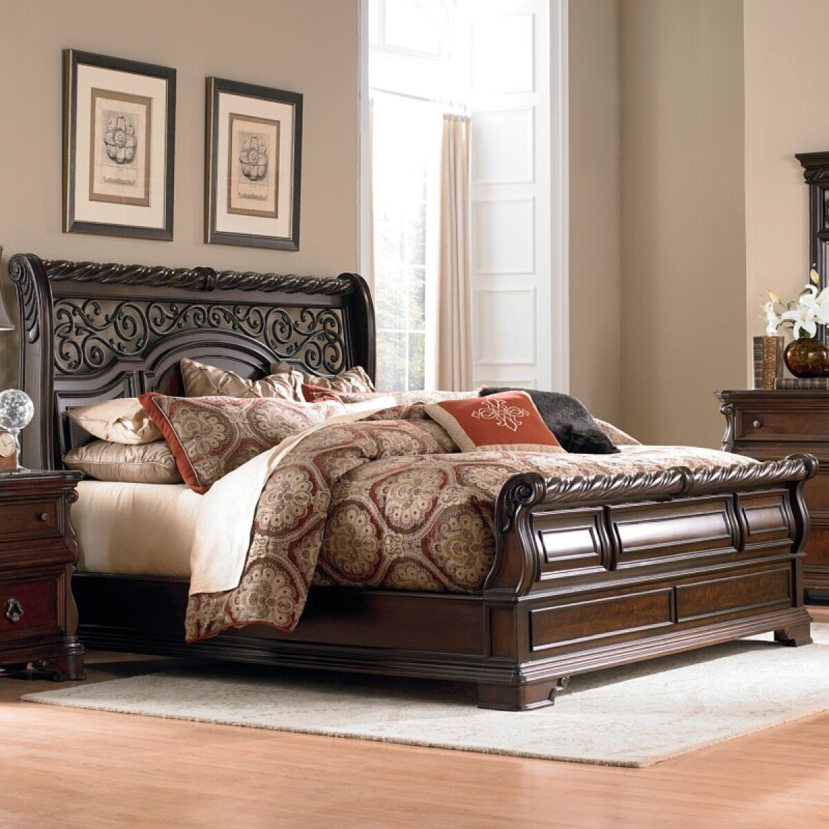 6ba41f6e4c70ff8eb59462335eb4f6de Arbor Place King California Sleigh Bed - Image 1