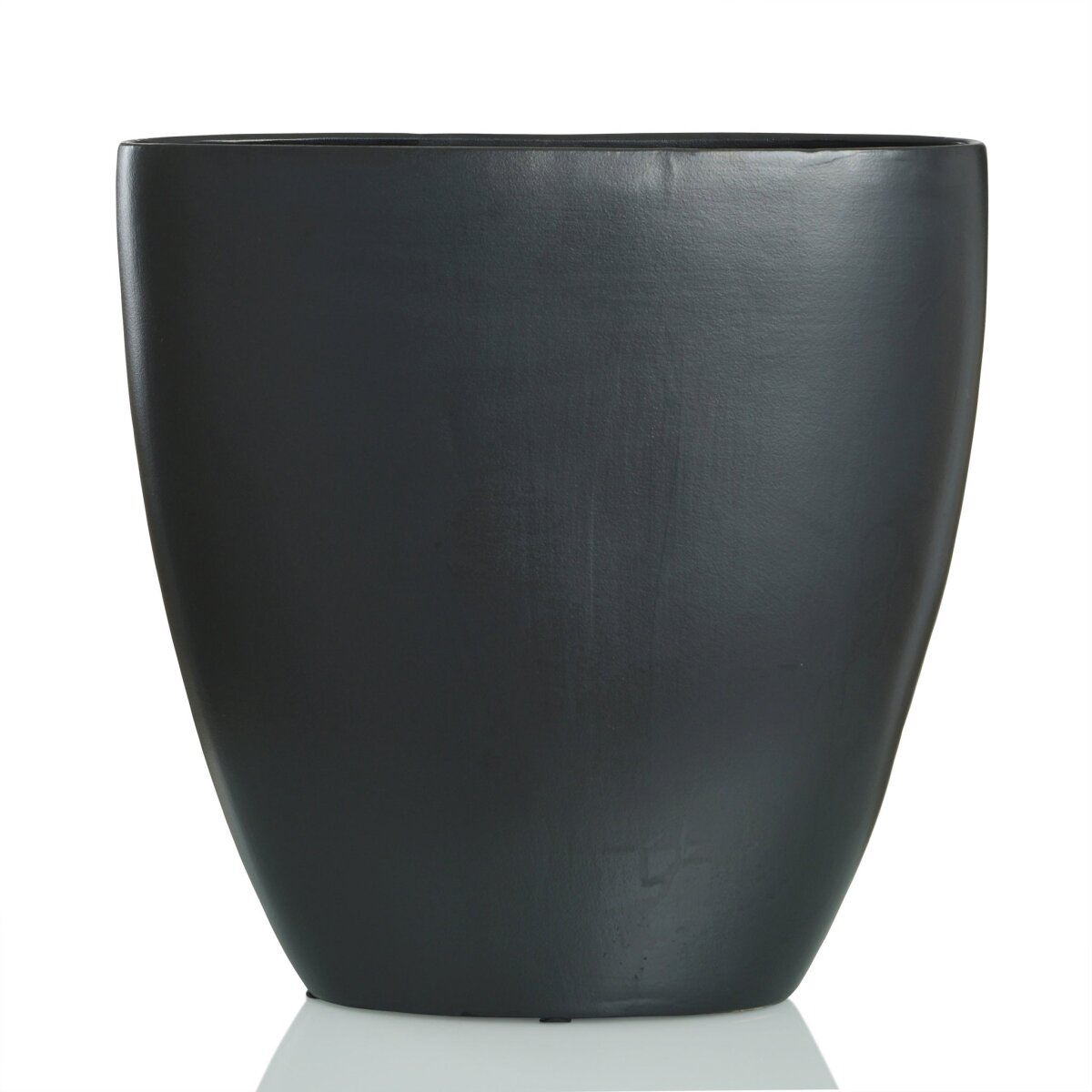 71c958370f72301e8fde1f8f515d61be Darius Vase- Small | Matte Black Finish On Ceramic - Image 1