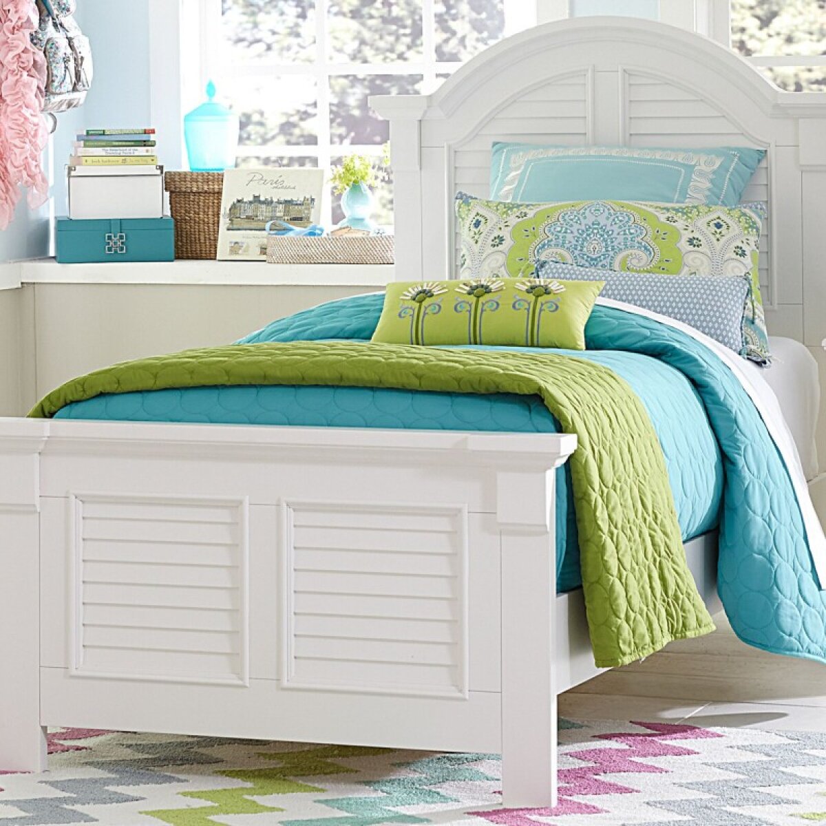 75110e9483fd1837552d72c46a1b581d Summer House Full Panel Headboard - Image 1