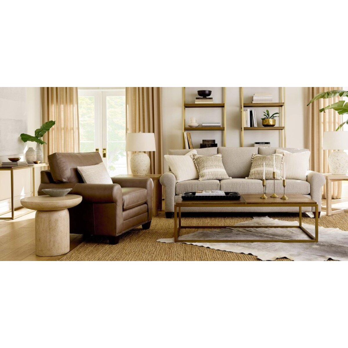 8ce55f20d31b74c01cedf15974f5abf2 Cowhide Rug 5' x 6'6" - Image 1