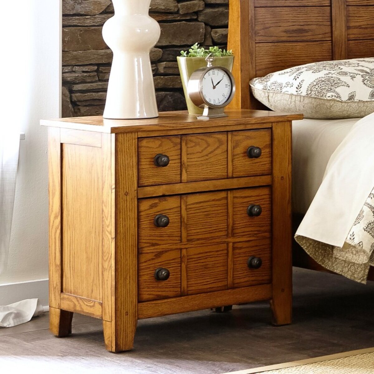 8e4f627ffd0e2237471b8f24db3f62c1 Grandpas Cabin Night Stand - Image 1