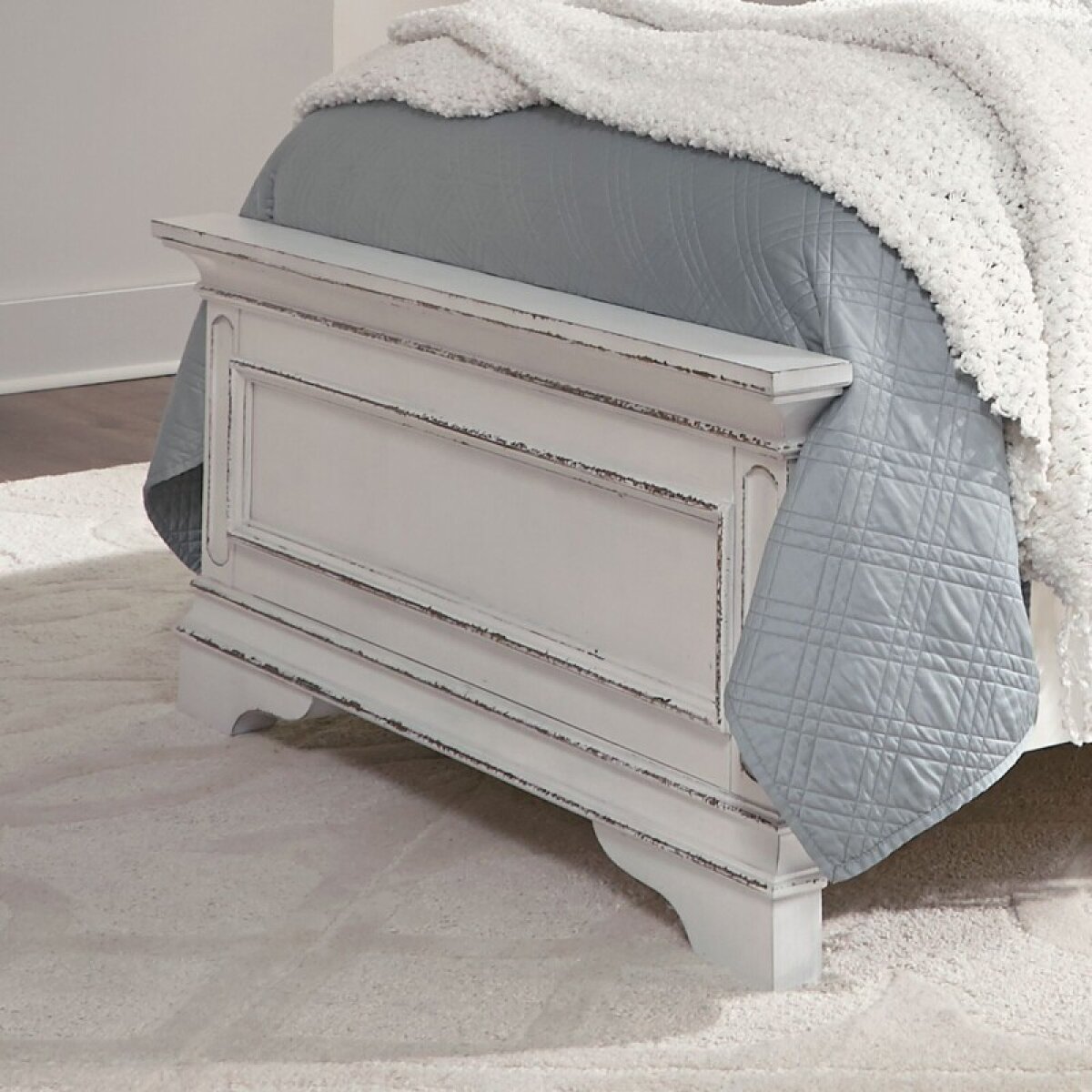 a607d39d11ffe7a0c2bc4abb07b83dbb Magnolia Manor Full Panel Footboard - Image 1