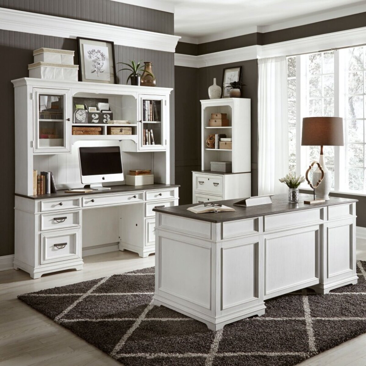a73f7dacc53bcb82e8ef78646129763e Allyson Park Complete Desk Set - Image 1