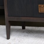 Worthington Three-Drawer Chest - Image 9