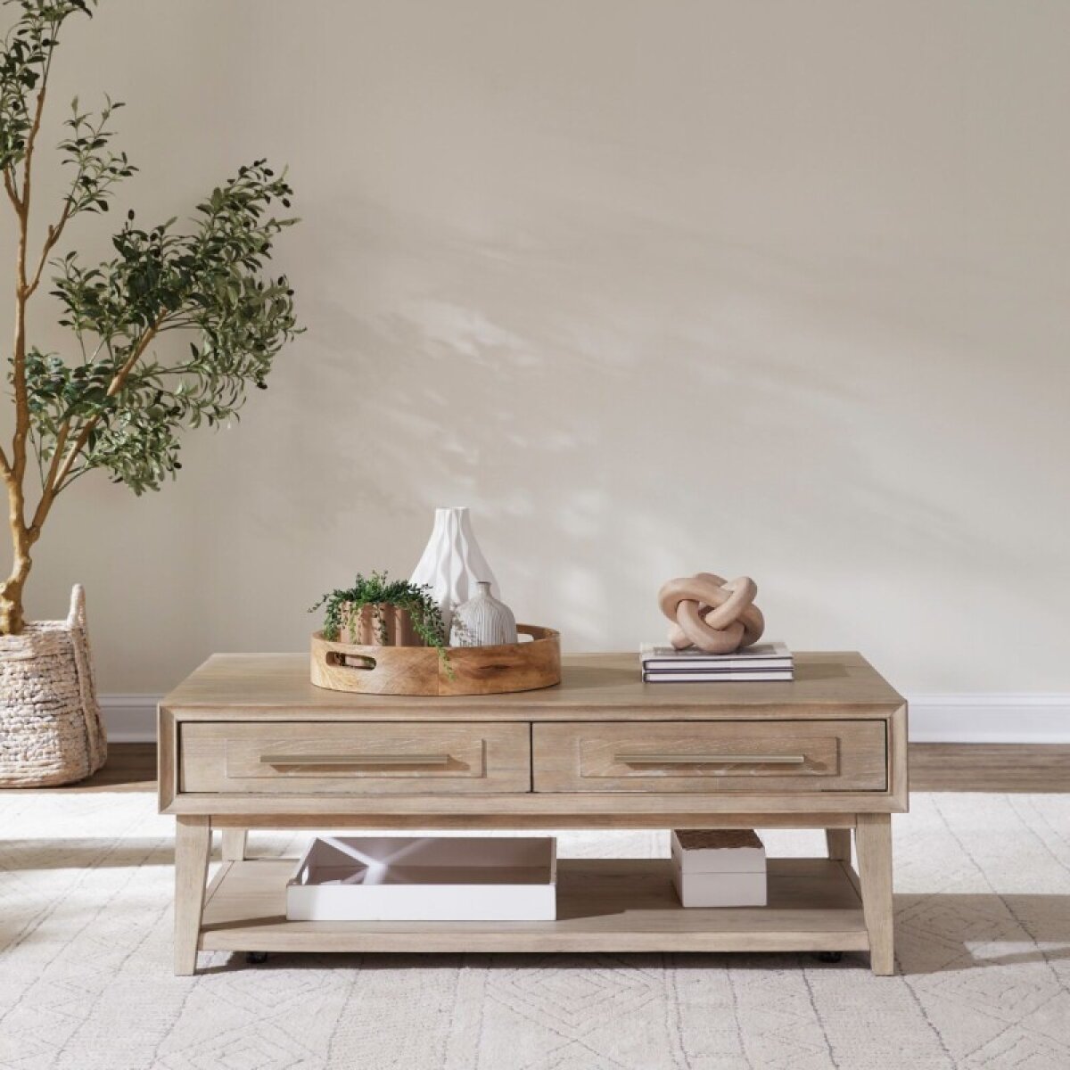 d09578719073309493ced35afa0a59f4 Brentwood Cocktail Table - Image 1