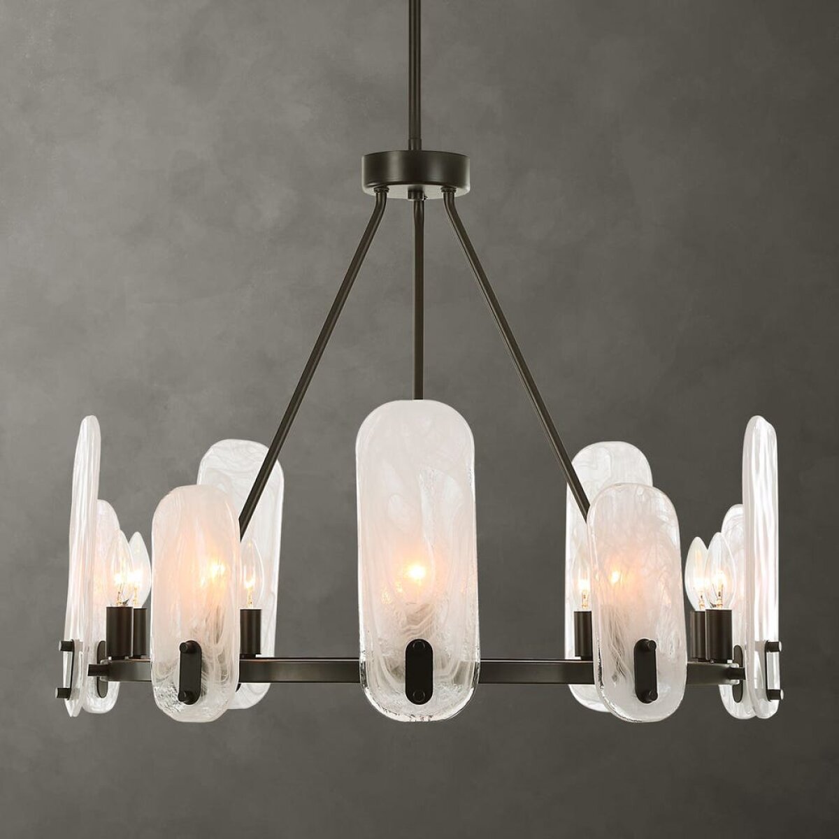 d2a90cba59cdcde0d377228d2d883371 Ellipse, 10 Lt Chandelier - Image 1