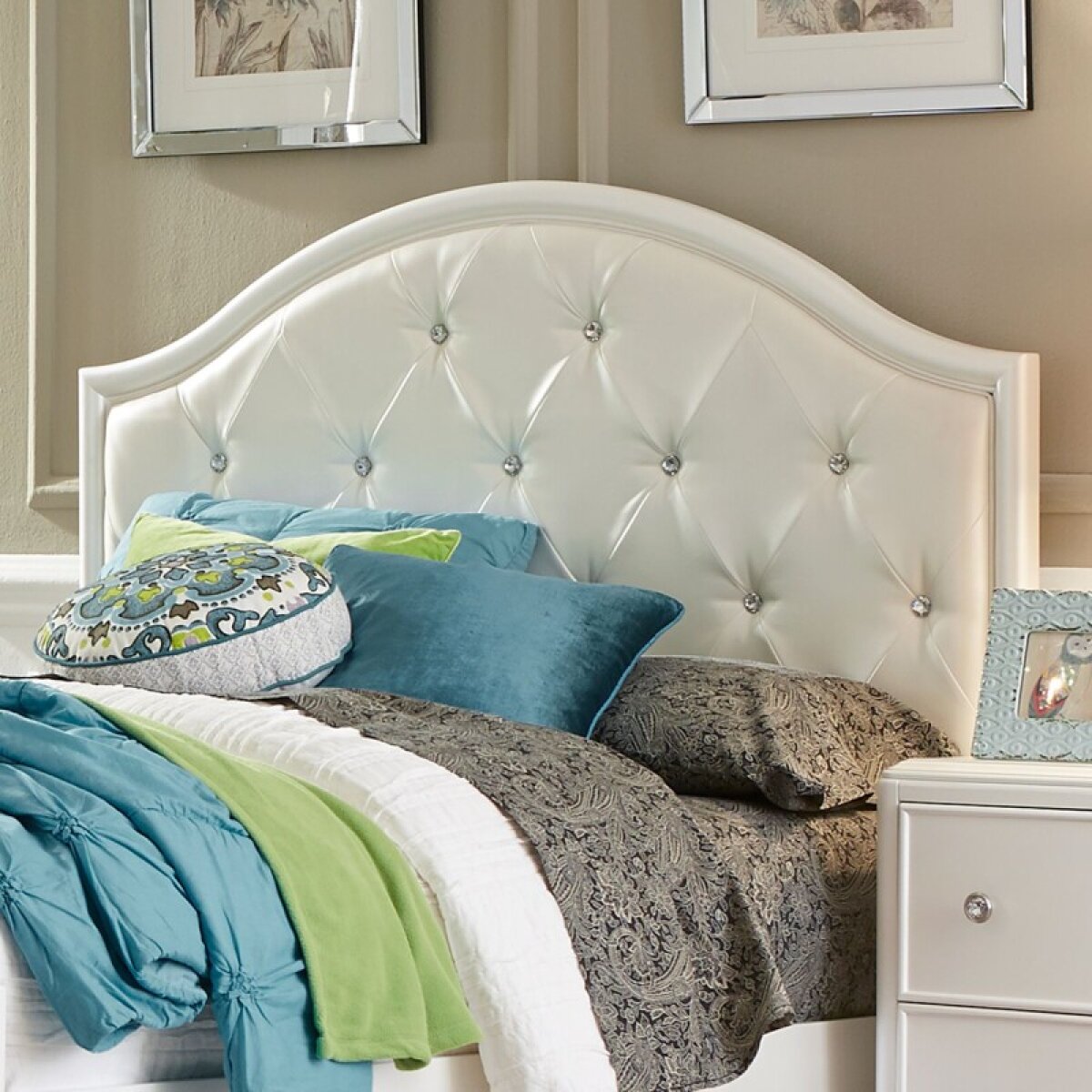 d4ed5a8f954b12da7af0860ab409cb7a Twin Panel Headboard - Image 1