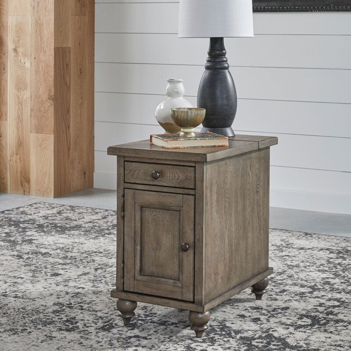 daa9d1d856867829e0190859930a72b8 Americana Farmhouse Chair Side Table - Image 1