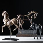 Titan Horse Sculpture - Image 7