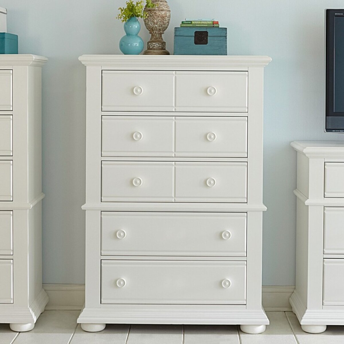 e4a23e95d532d86f6cd9f2c34d31e3ce Summer House I 5 Drawer Chest - Image 1