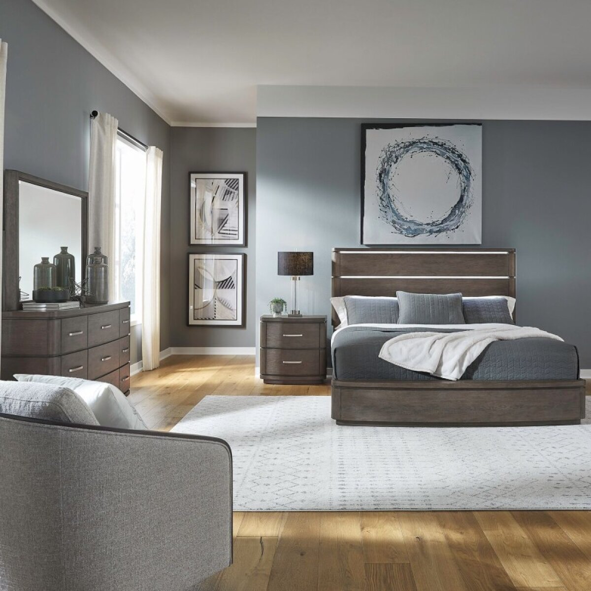 e91d8f572e2ac5c2b52fe85b660e65ec King Panel Bed, Dresser & Mirror, Night Stand - Image 1