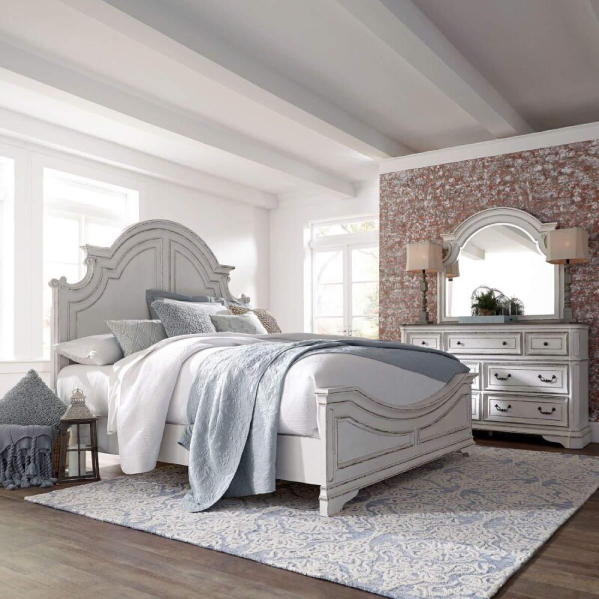 eb79074f124f38b3a1e00de1b3891219 Magnolia Manor King Panel Bed, Dresser & Mirror - Image 1