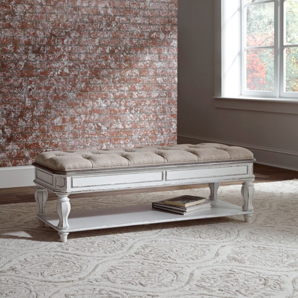 eca1679d2c9cb08cd4ddbd44092fd15f Magnolia Manor Bed Bench - Image 1