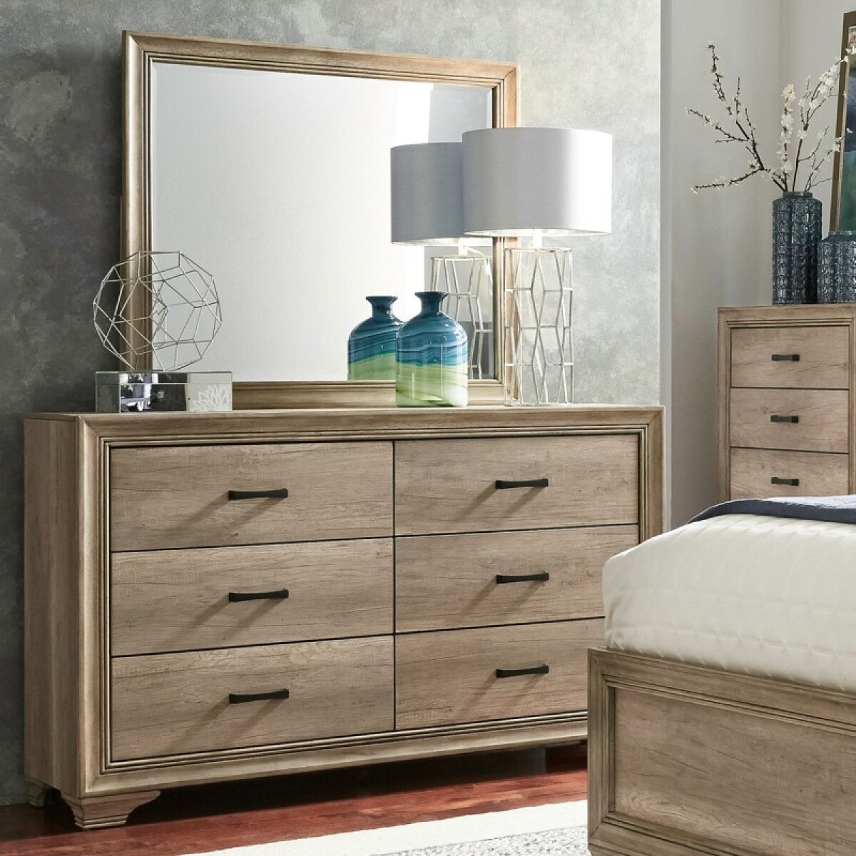 fb16f66e350a5638c9f4ee14e5bab6df Sun Valley Dresser & Mirror - Image 1