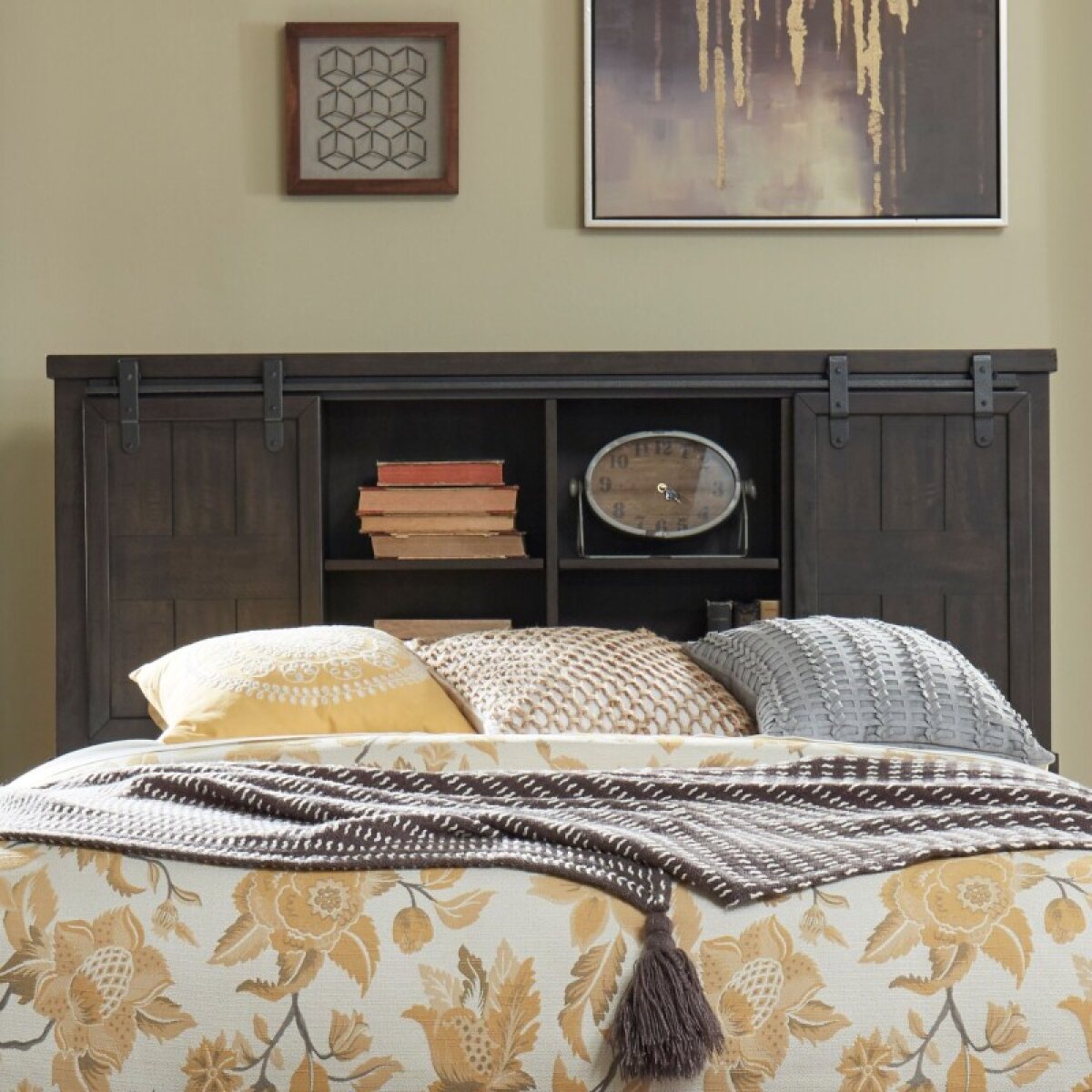 fb9ea2a1697931db35dccec1bd715b5d Thornwood Hills King Bookcase Headboard - Image 1