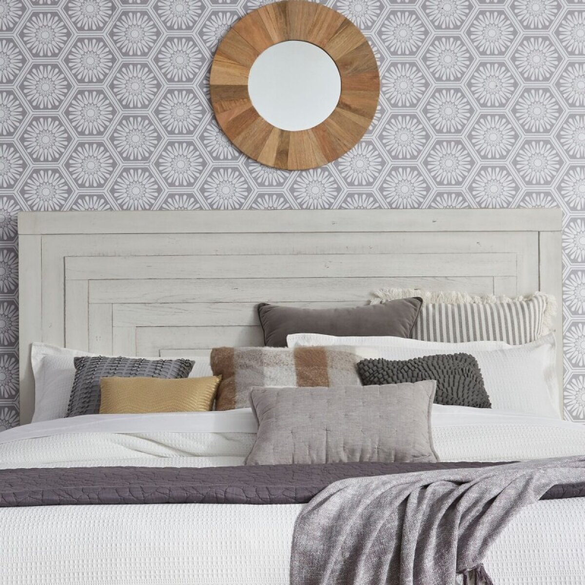 fc2e7b6c2430d91ccb095e8bba62870c King Panel Headboard - Image 1