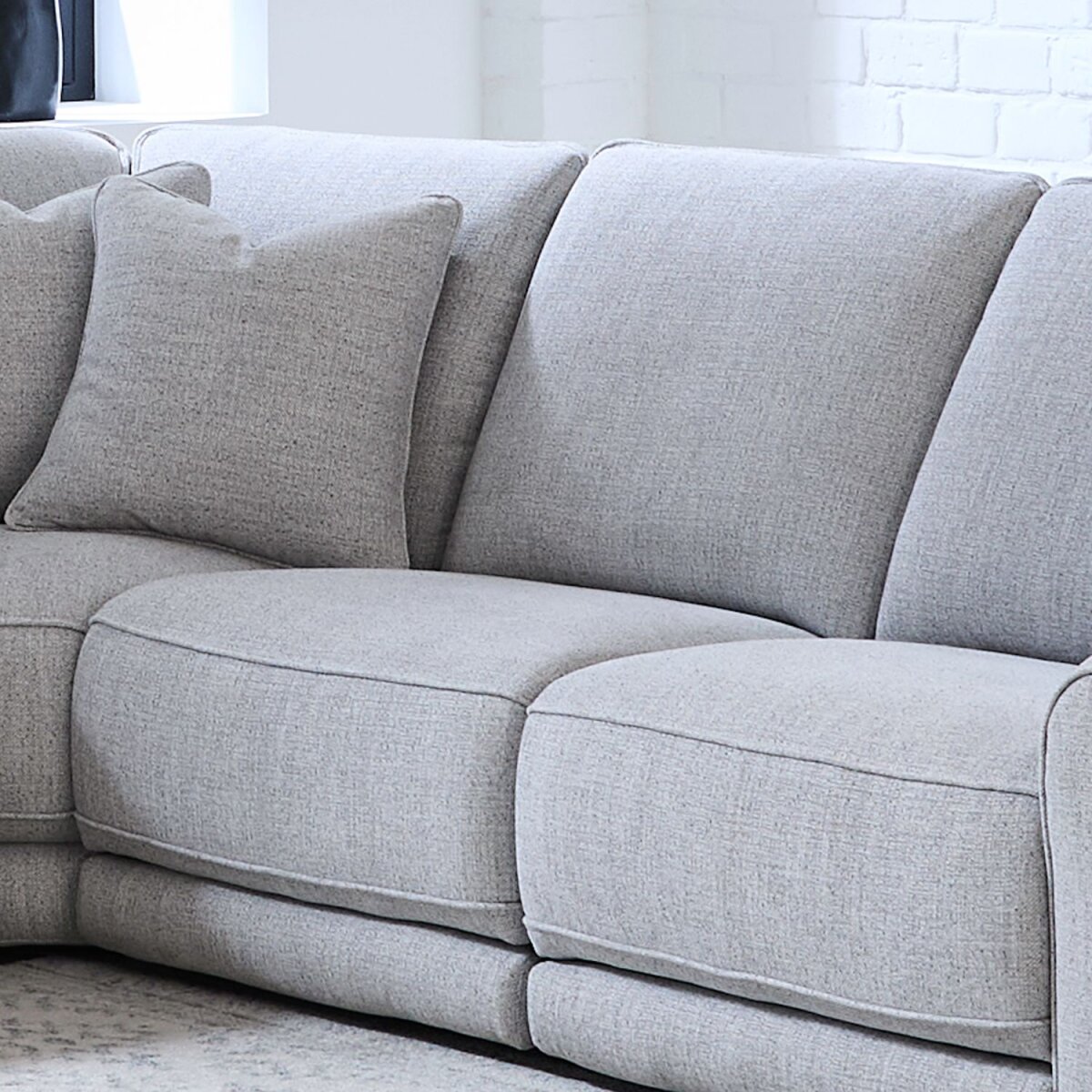 1967de634e07ebda7dc923c0375f9373 Armless Chair - Image 1