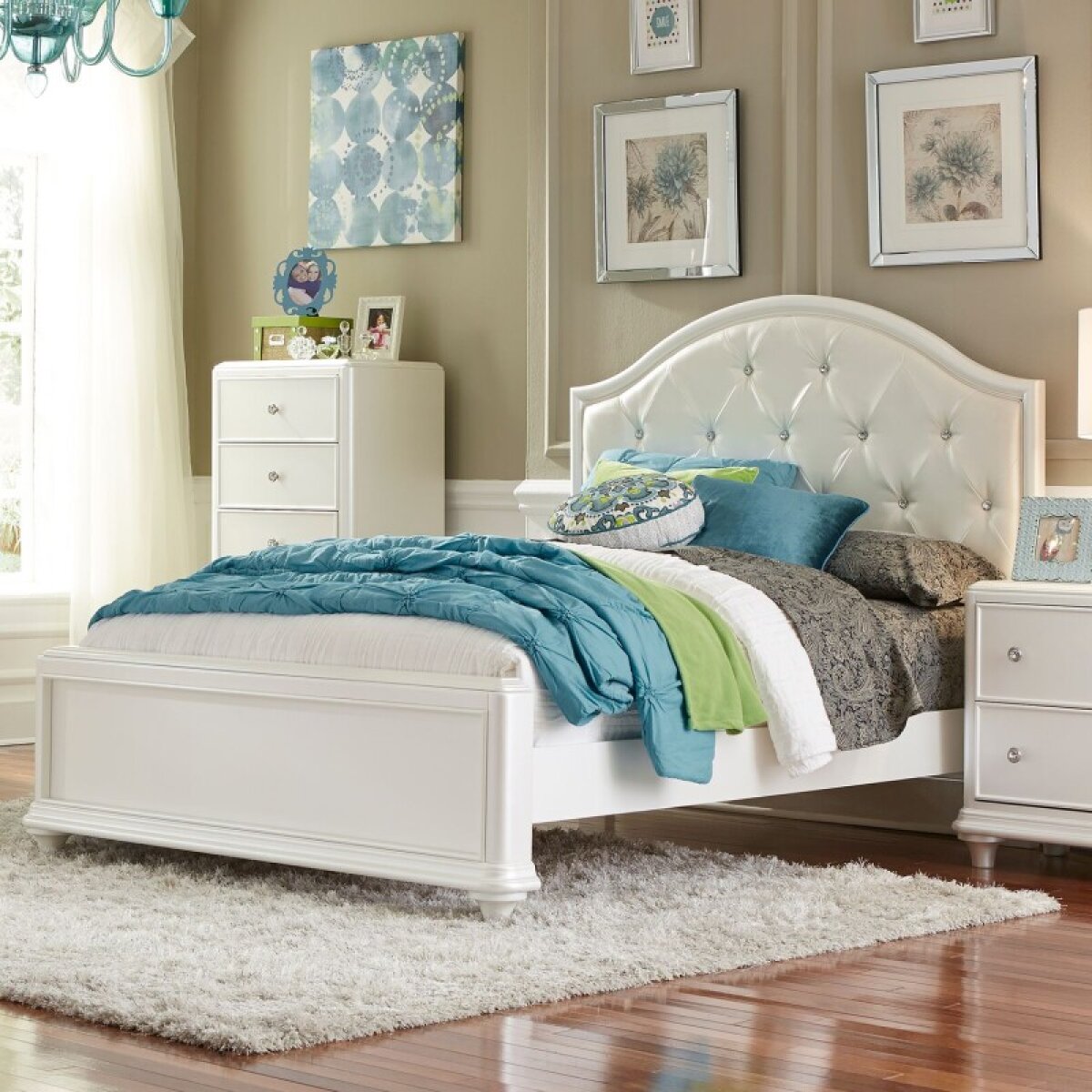 2985f1a935050dfc0299406ac0d94f7b Twin Panel Bed - Image 1