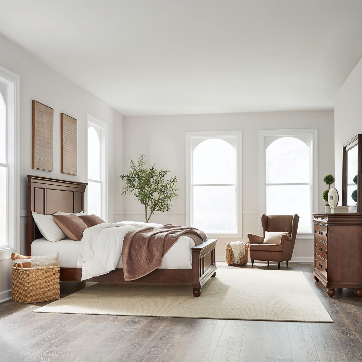 3205a89a1d03f8c7ee4cbef03dc5deee King Panel Bed, Dresser & Mirror - Image 1